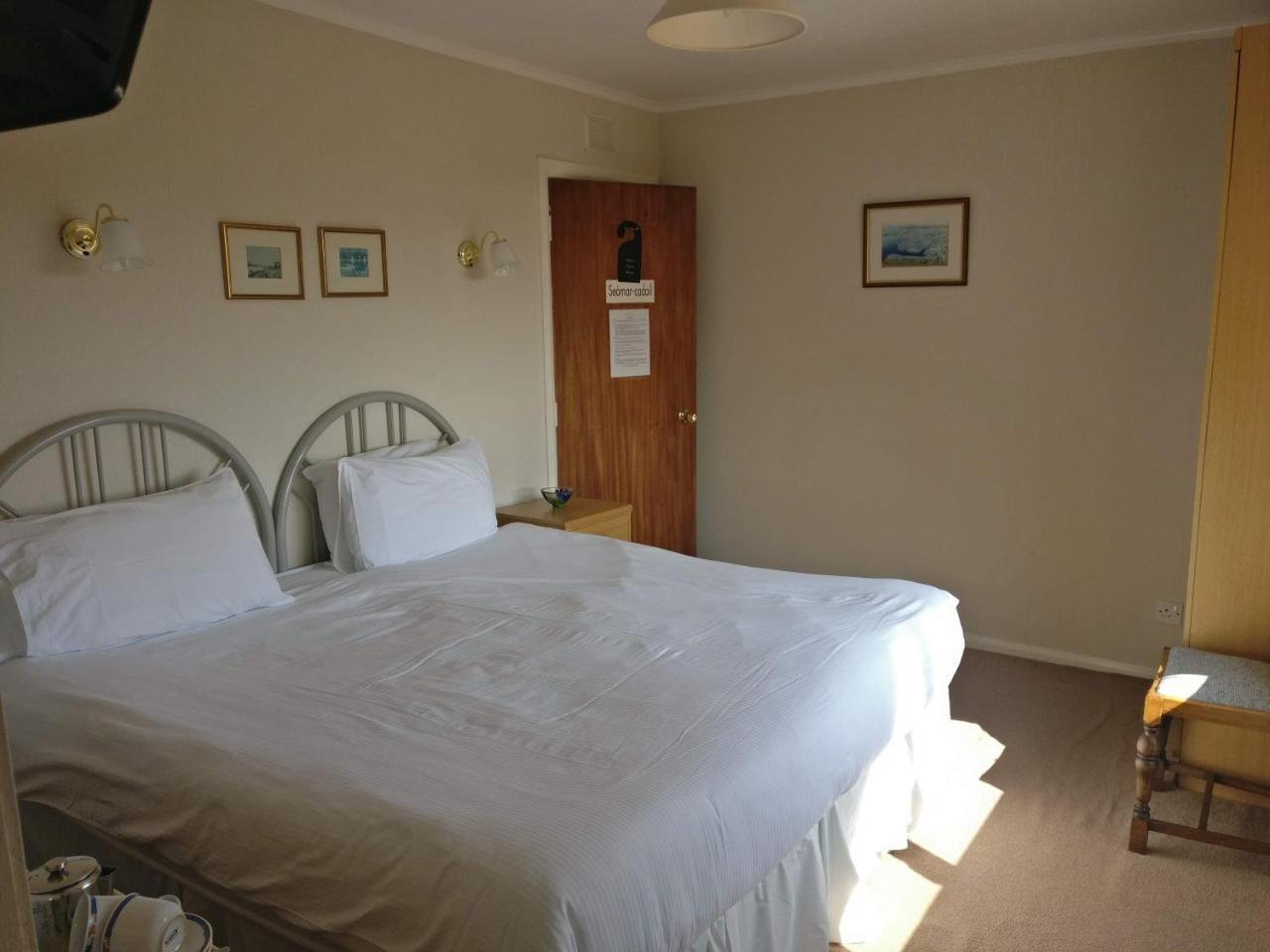 Breasclete Loch Roag Guest House מראה חיצוני תמונה